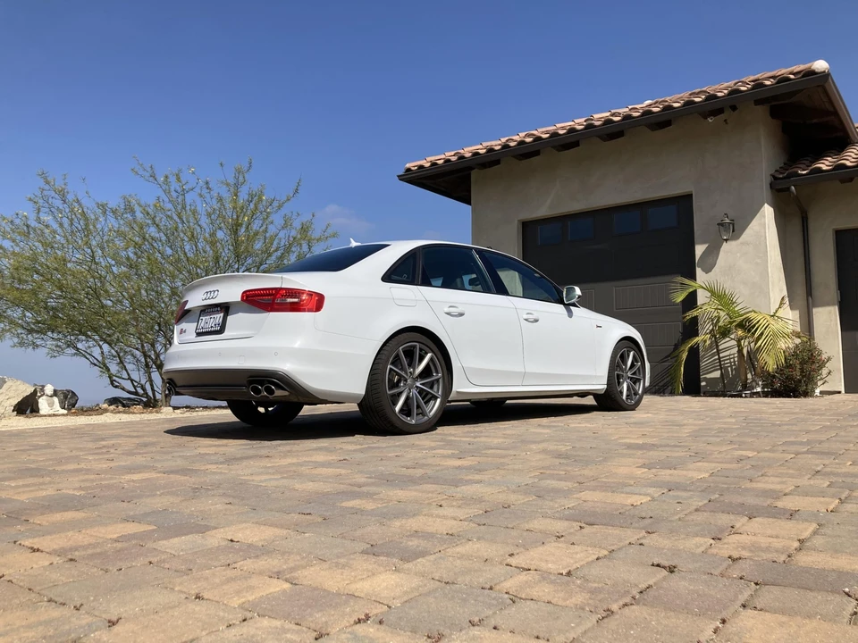 2015 Audi B8 S4 - Image 11 of 31
