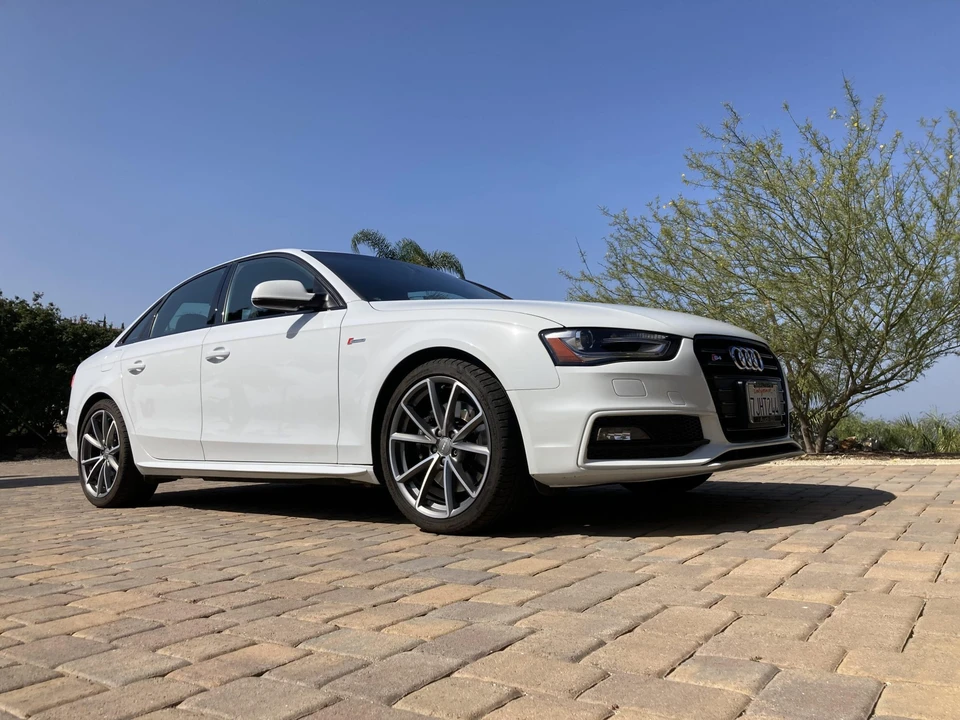 2015 Audi B8 S4 - Image 15 of 31