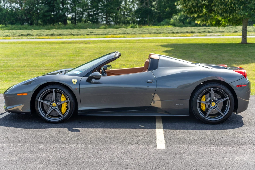 2015 Ferrari 458 Spider - Image 8 of 31