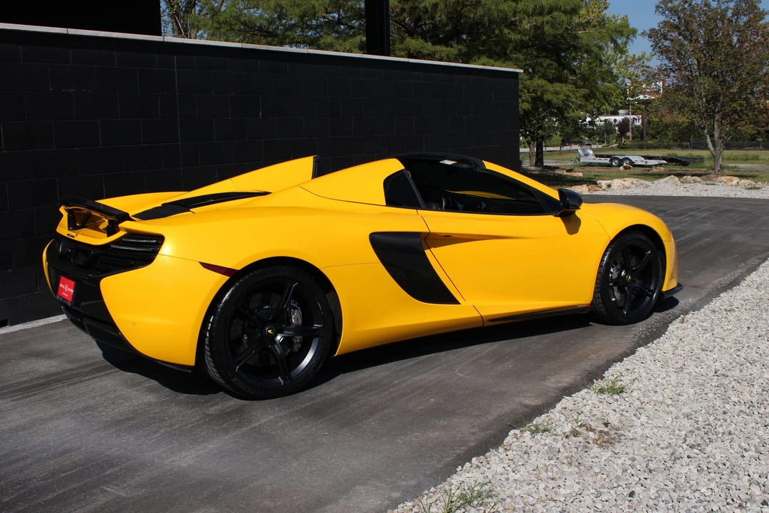 2015 McLaren 650S Spider - Image 18 of 31