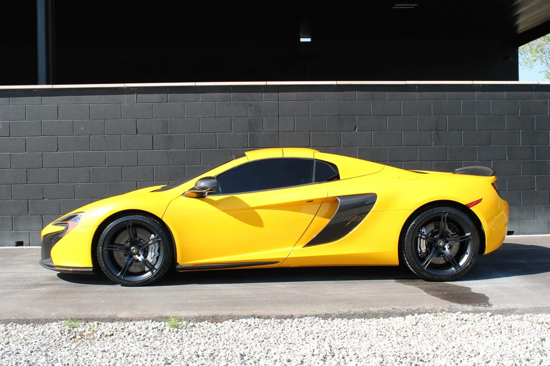 2015 McLaren 650S Spider - Image 28 of 31