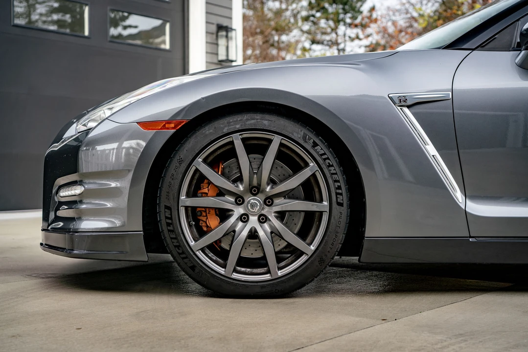 2015 Nissan R35 GT-R Premium - Image 10 of 31