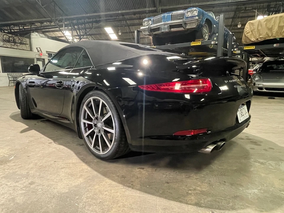 2015 Porsche 991 Carrera S - Image 23 of 31