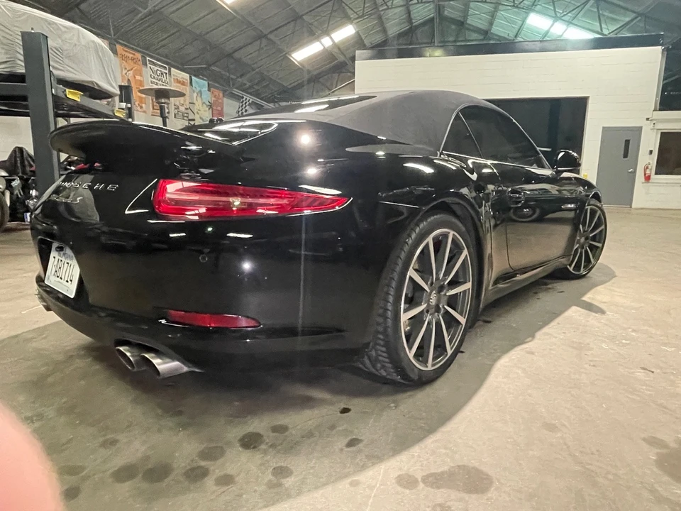 2015 Porsche 991 Carrera S - Image 25 of 31