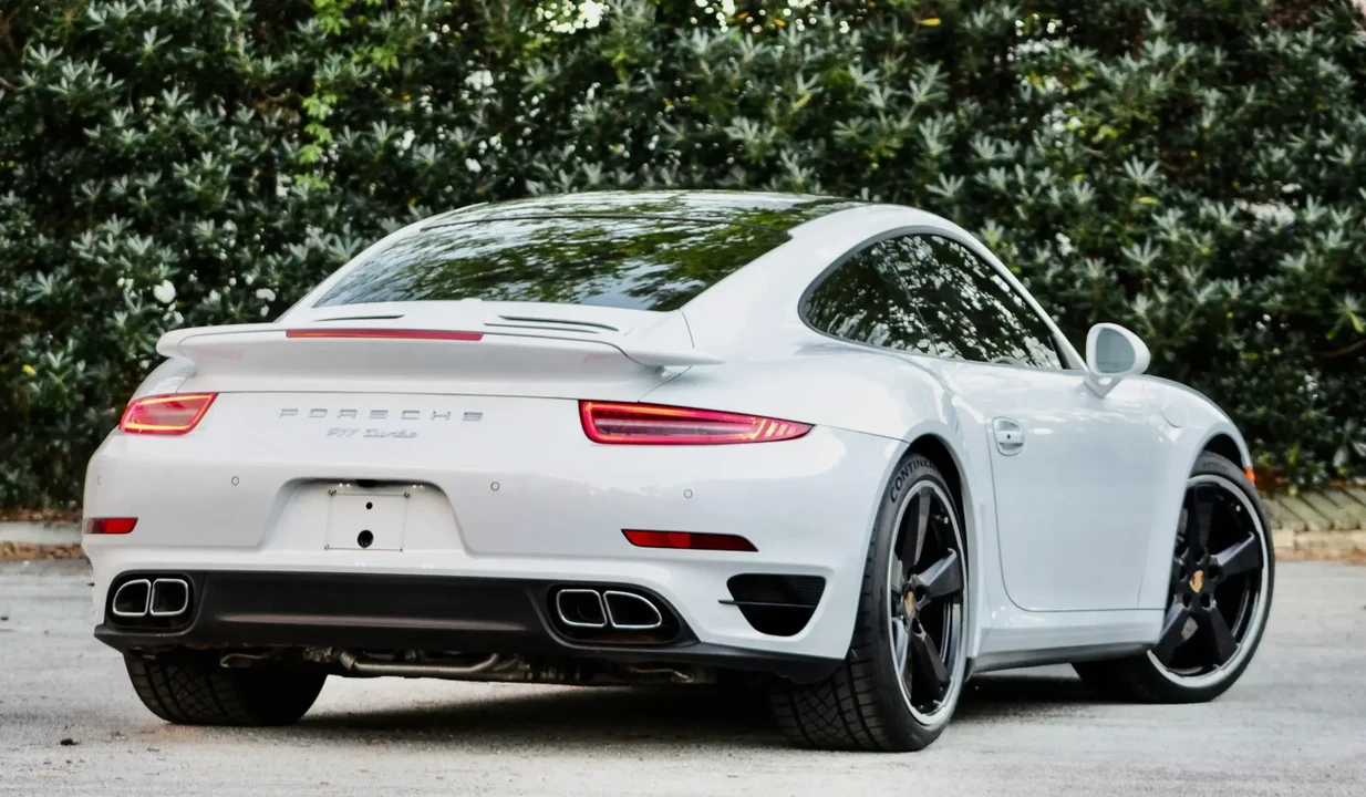 2015 Porsche 991 Turbo - Image 4 of 6