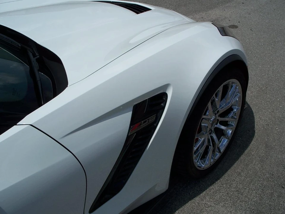2016 Chevrolet Corvette C7 Z06 - Image 17 of 31