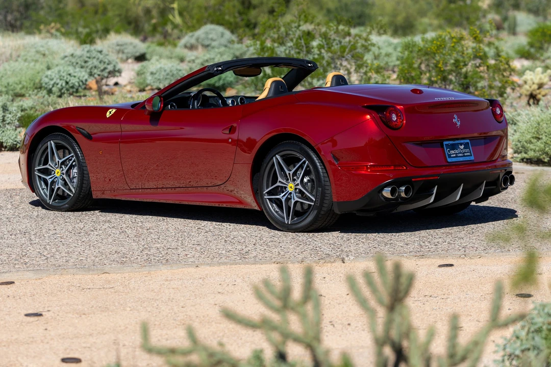2016 Ferrari California T - Image 27 of 31