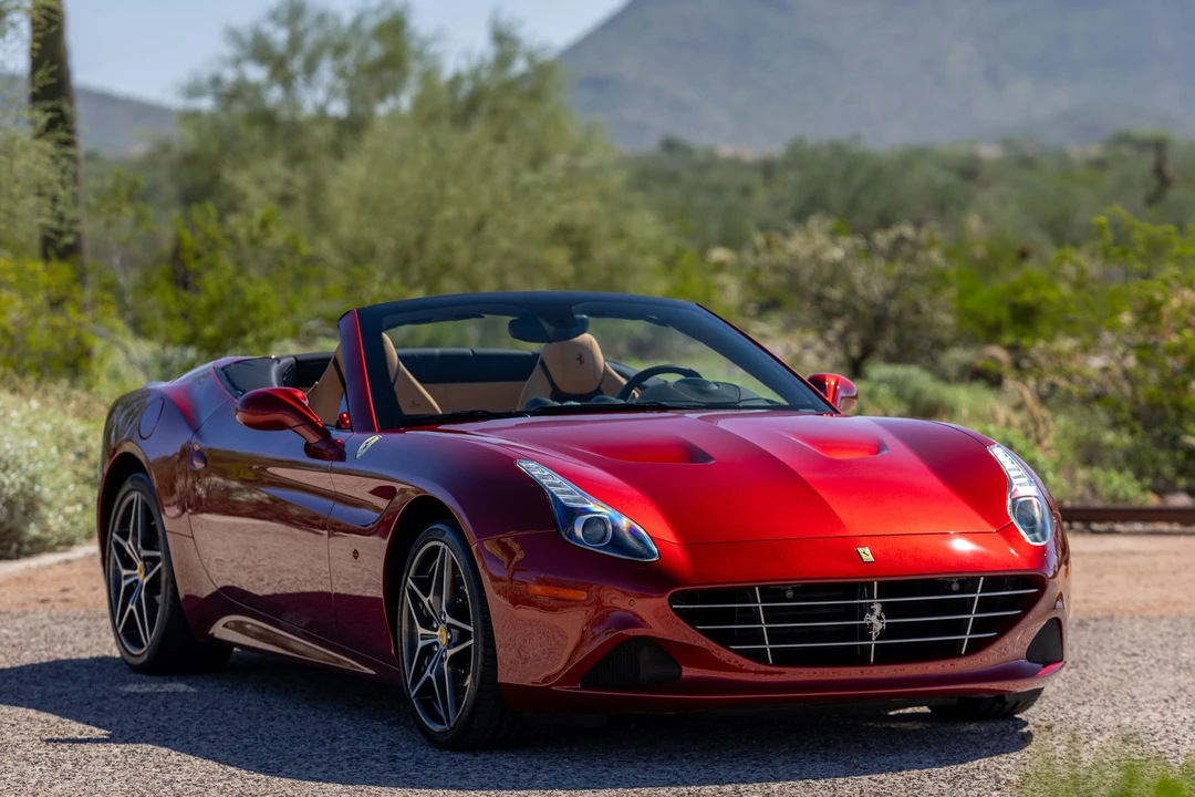 2016 Ferrari California T - Image 11 of 31
