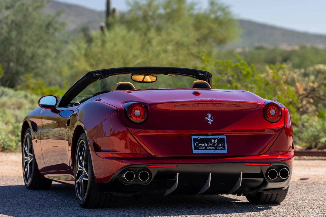 2016 Ferrari California T - Image 22 of 31