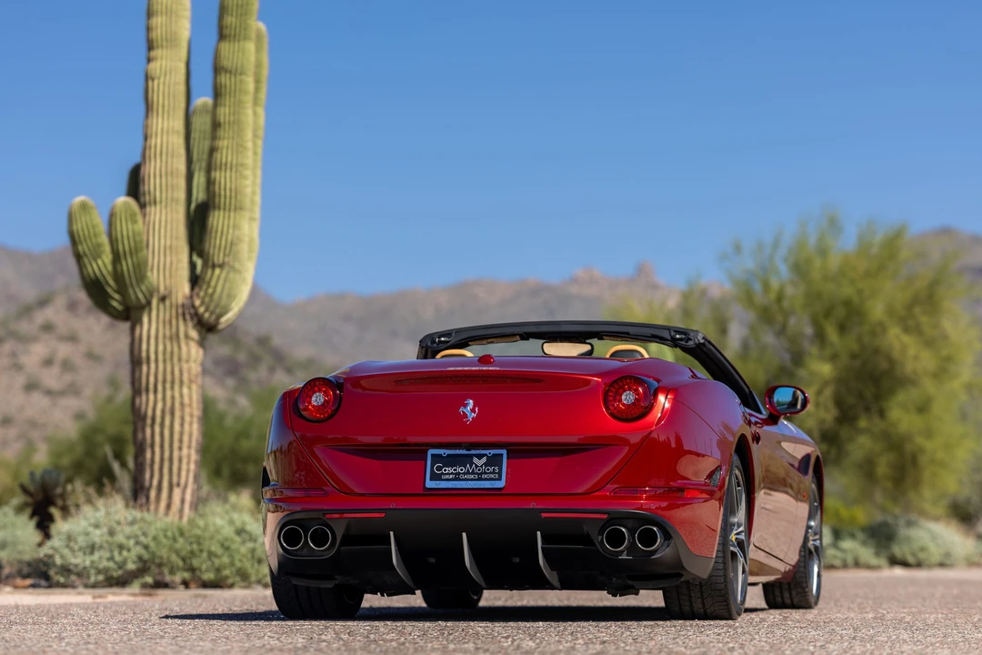 2016 Ferrari California T - Image 19 of 31