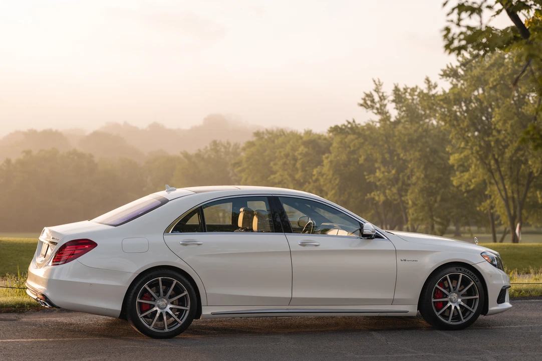 2016 Mercedes-Benz W222 S 63 & S 65 AMG - Image 10 of 31