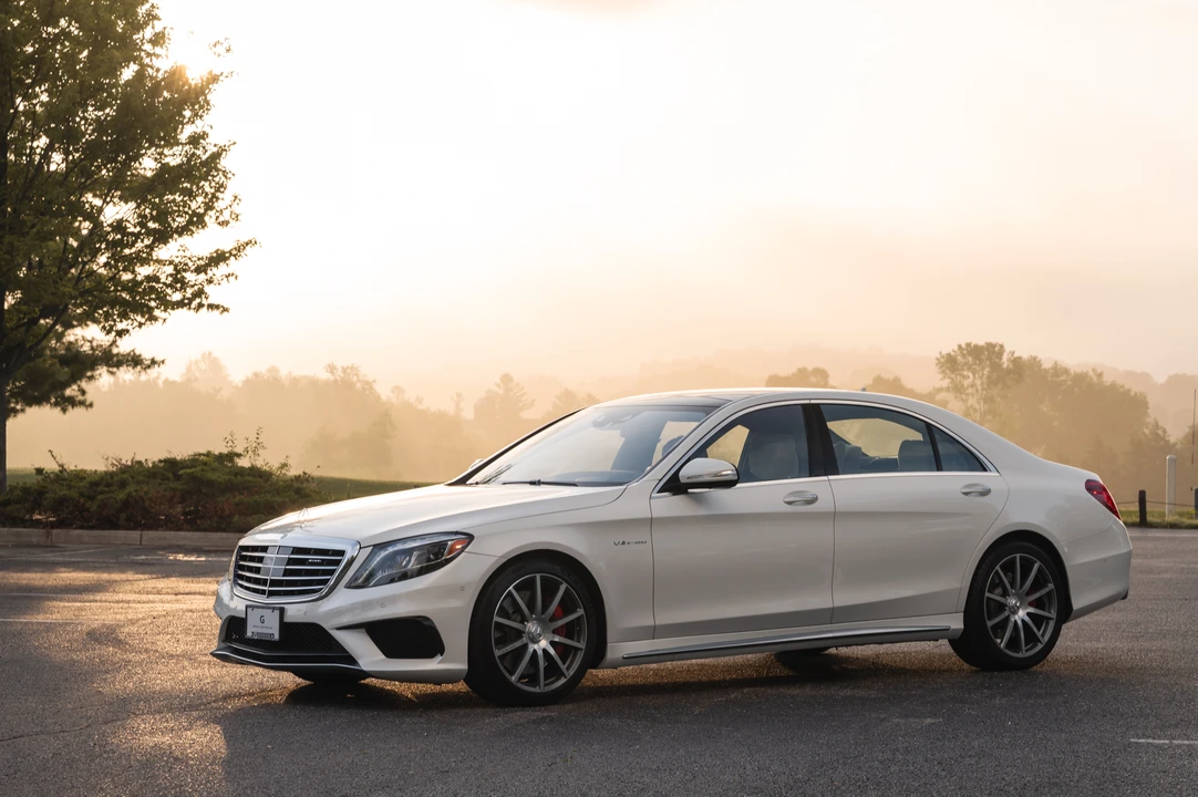 2016 Mercedes-Benz W222 S 63 & S 65 AMG - Image 4 of 31