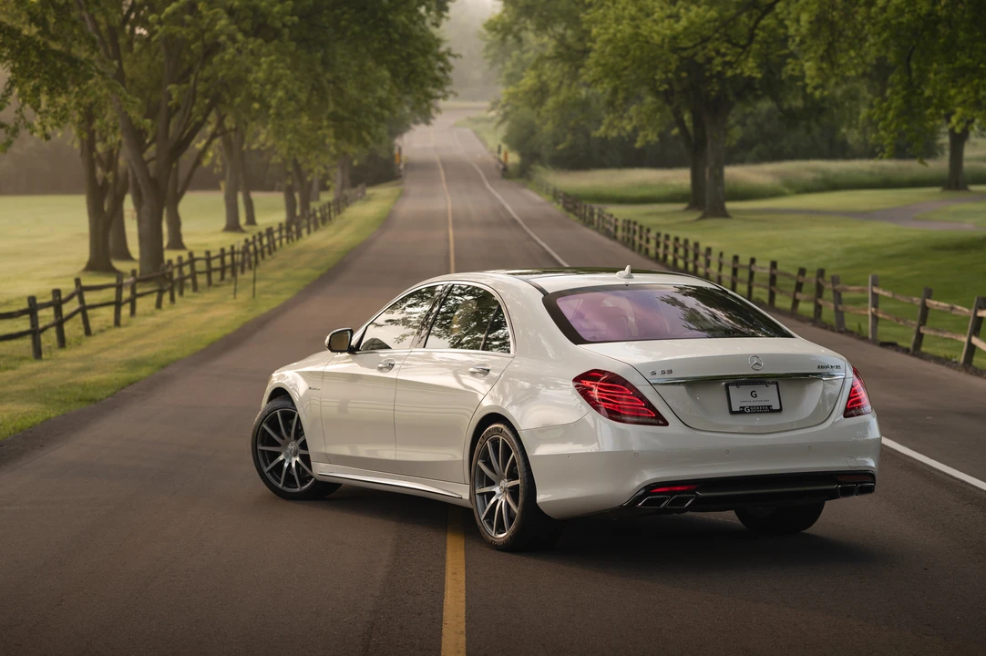 2016 Mercedes-Benz W222 S 63 & S 65 AMG - Image 23 of 31