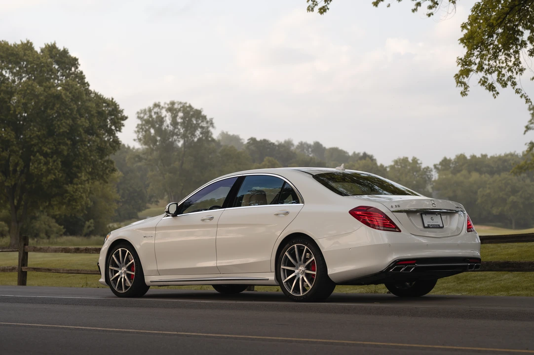 2016 Mercedes-Benz W222 S 63 & S 65 AMG - Image 25 of 31