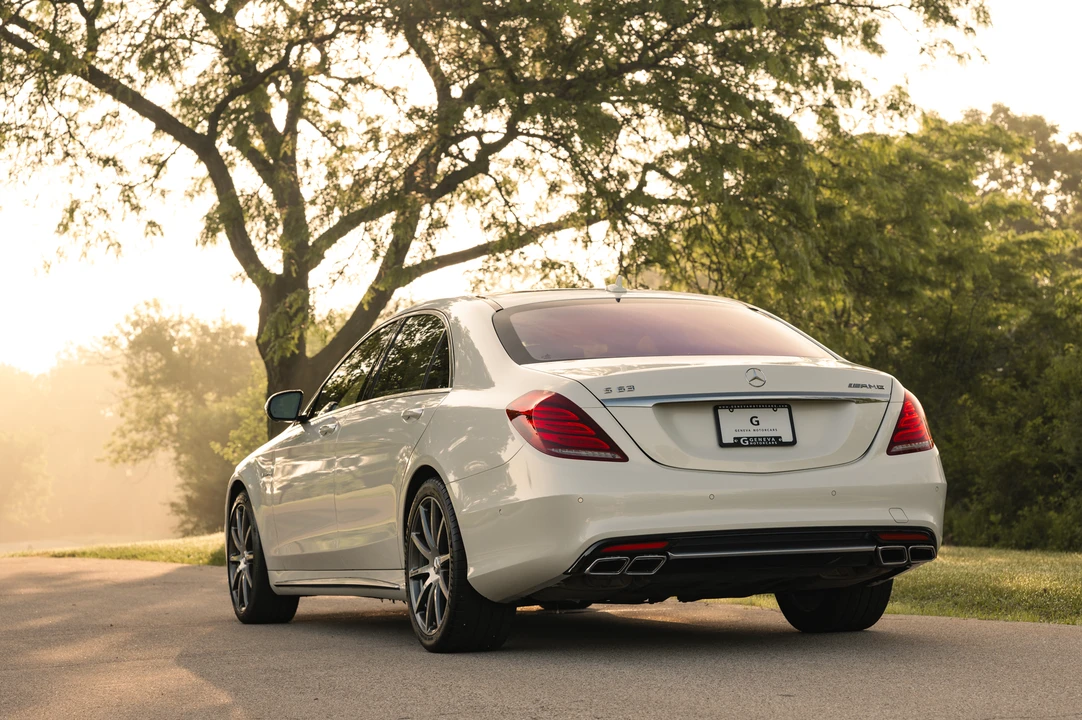 2016 Mercedes-Benz W222 S 63 & S 65 AMG - Image 7 of 31