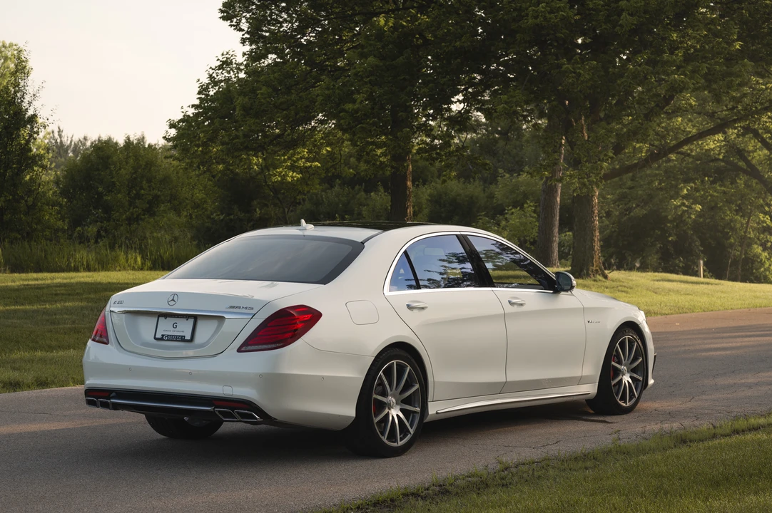 2016 Mercedes-Benz W222 S 63 & S 65 AMG - Image 27 of 31