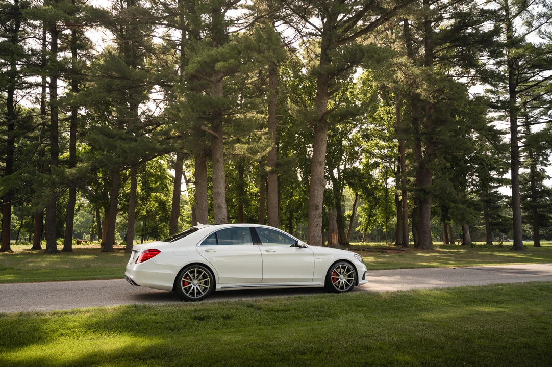 2016 Mercedes-Benz W222 S 63 & S 65 AMG - Image 28 of 31