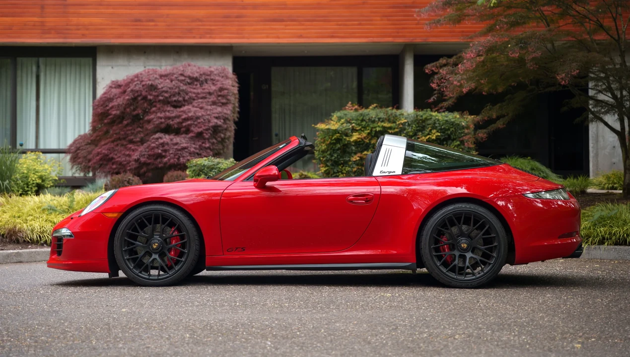 2016 Porsche 991 Targa 4 GTS - Image 7 of 31