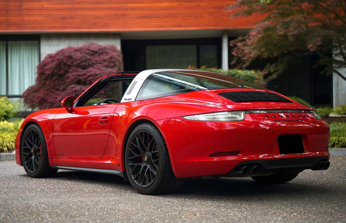 2016 Porsche 991 Targa 4 GTS - Image 10 of 31