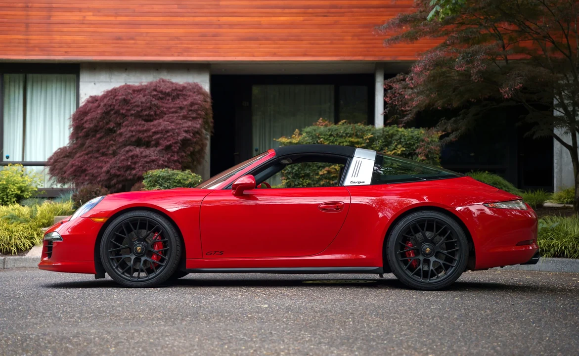 2016 Porsche 991 Targa 4 GTS - Image 9 of 31