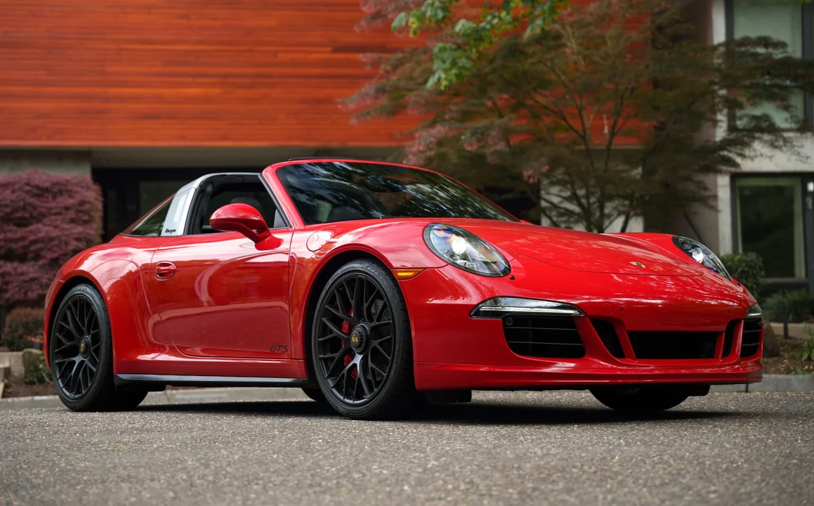 2016 Porsche 991 Targa 4 GTS - Image 16 of 31