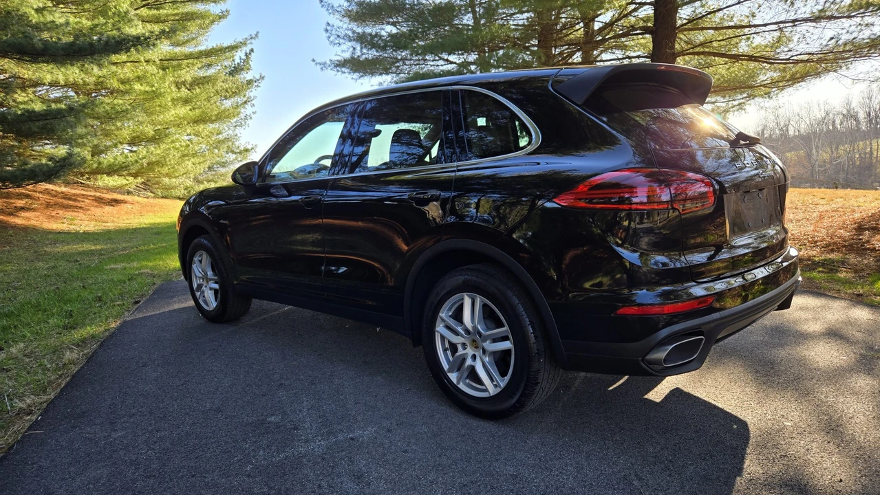 2016 Porsche 958 Cayenne Diesel - Image 14 of 31