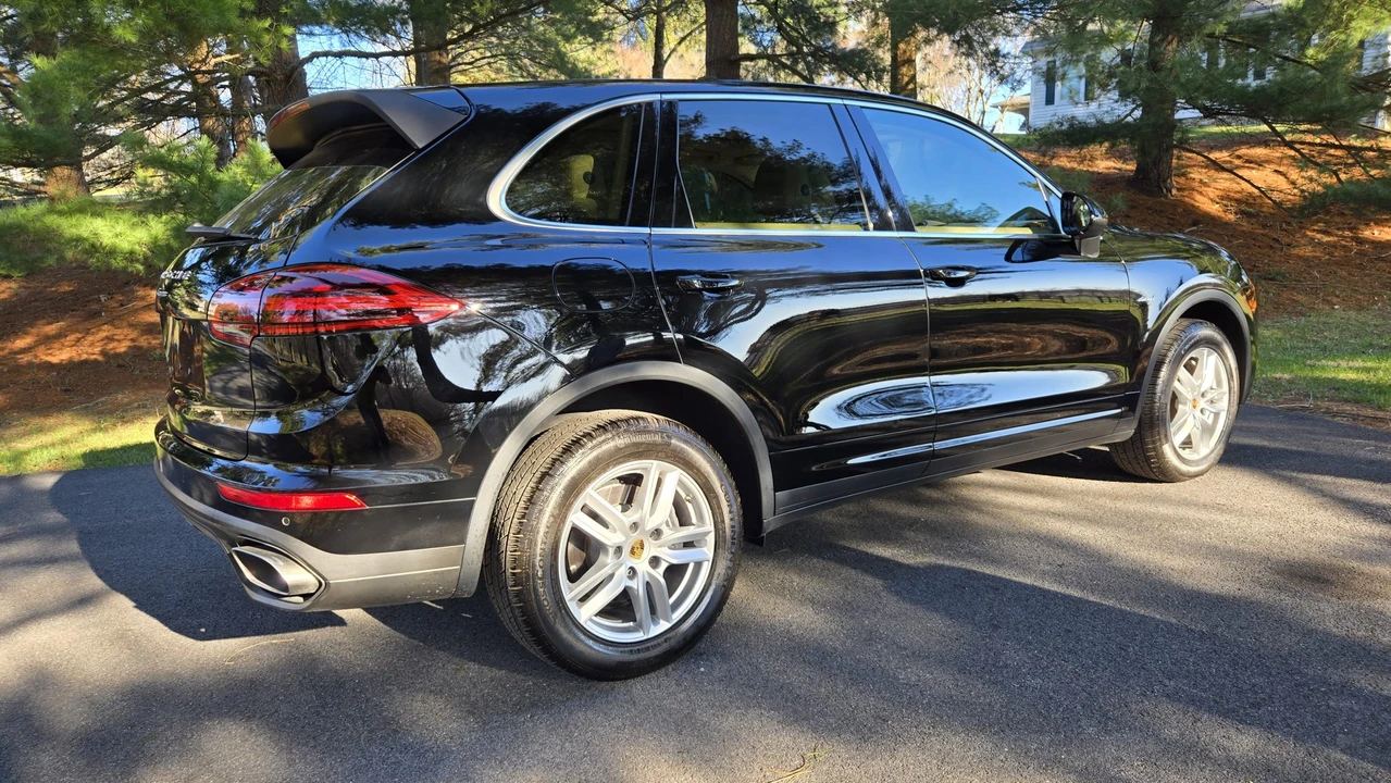 2016 Porsche 958 Cayenne Diesel - Image 24 of 31