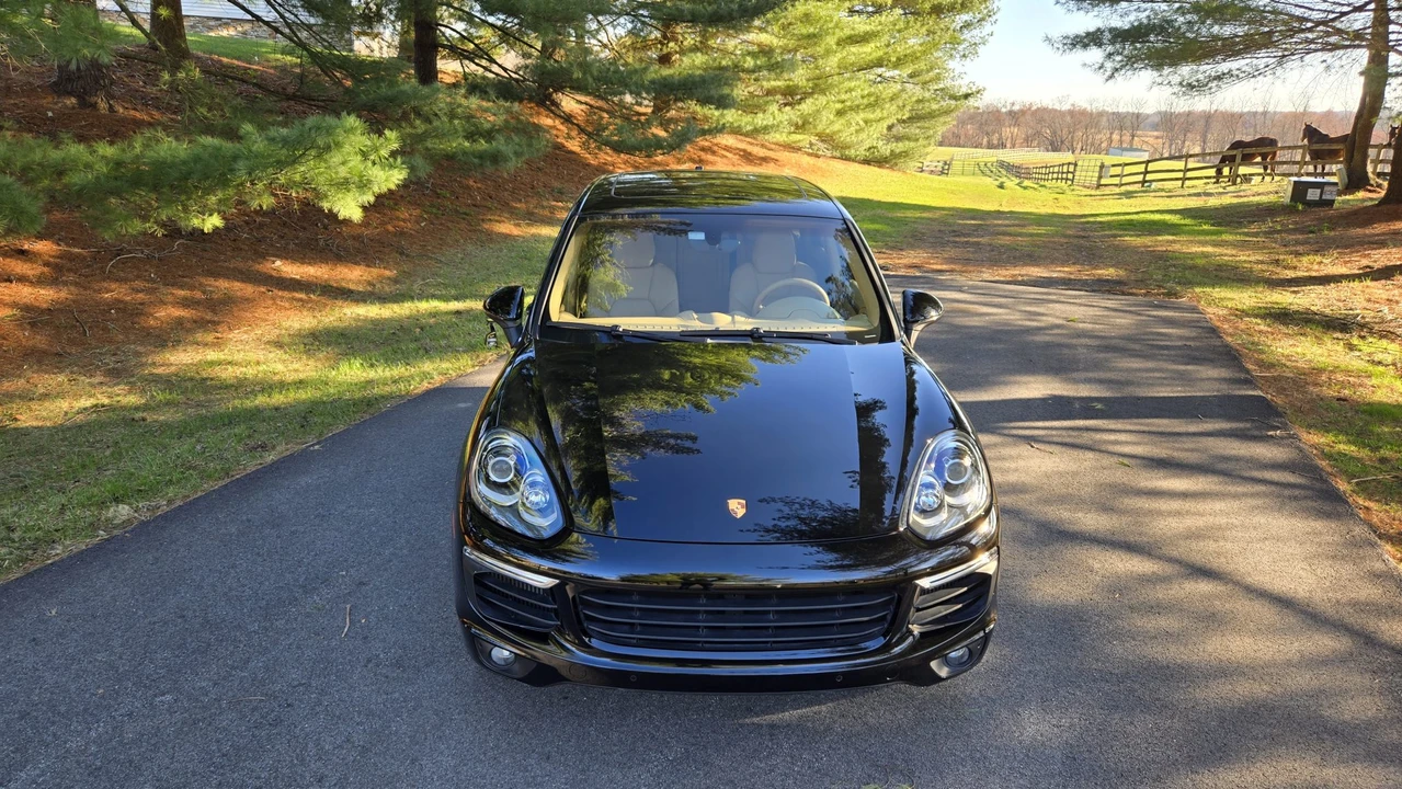 2016 Porsche 958 Cayenne Diesel - Image 2 of 31
