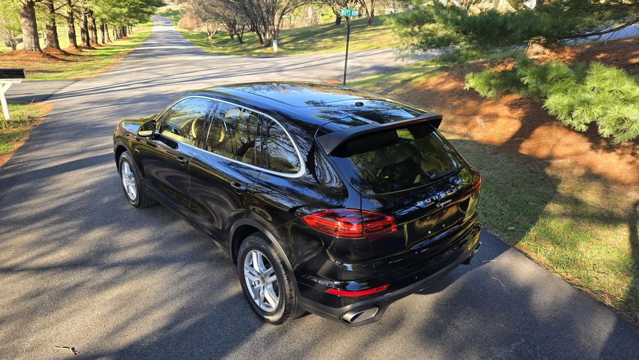 2016 Porsche 958 Cayenne Diesel - Image 15 of 31