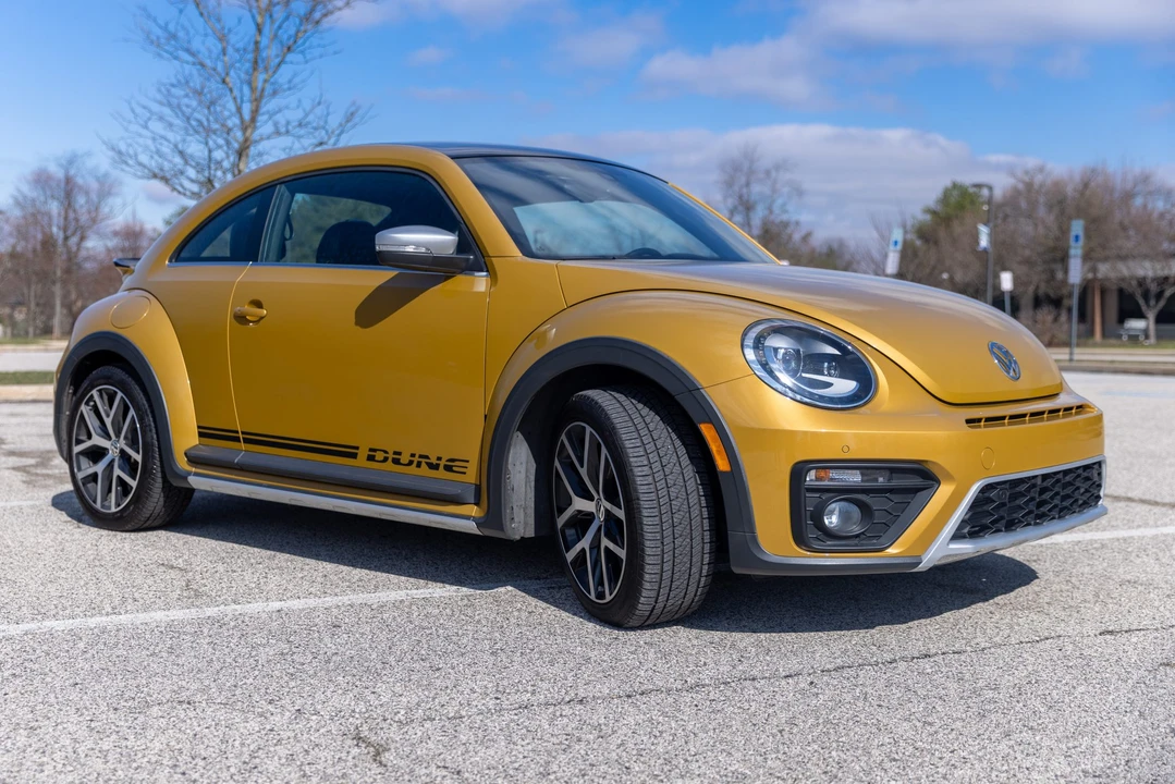 2016 Volkswagen A5 Beetle - Image 3 of 21