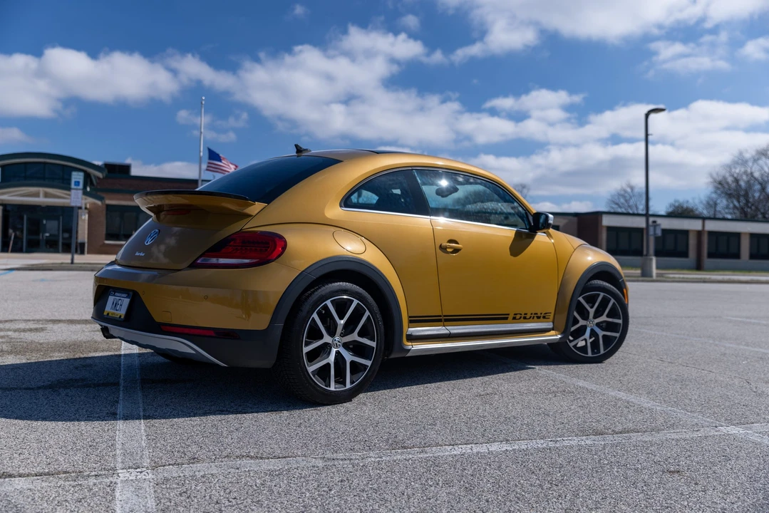 2016 Volkswagen A5 Beetle - Image 14 of 21