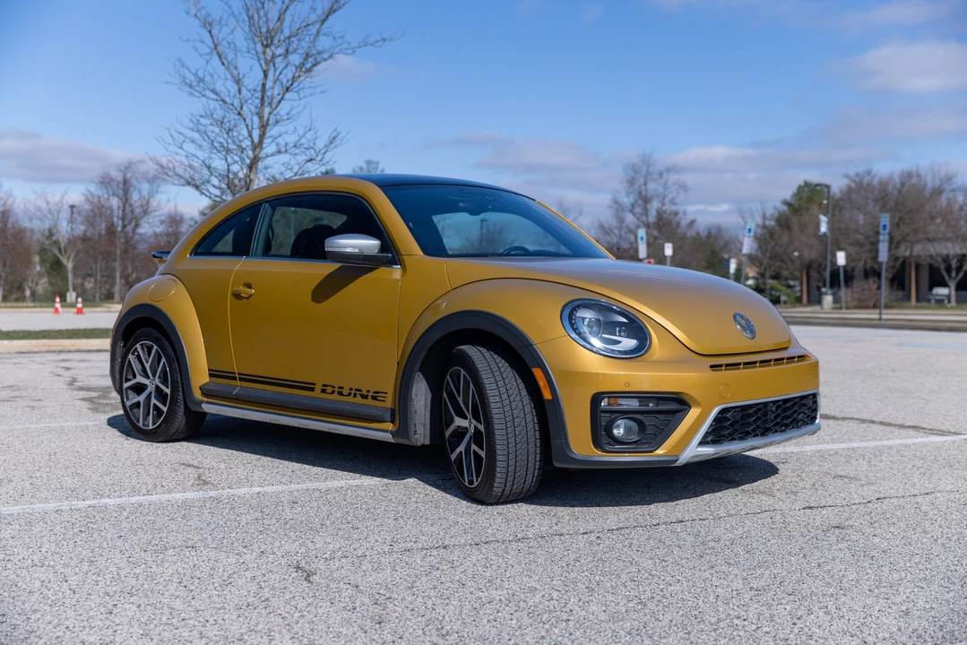 2016 Volkswagen A5 Beetle - Image 4 of 21