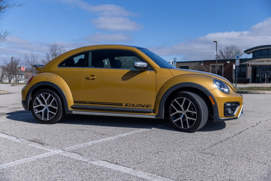 2016 Volkswagen A5 Beetle - Image 8 of 21