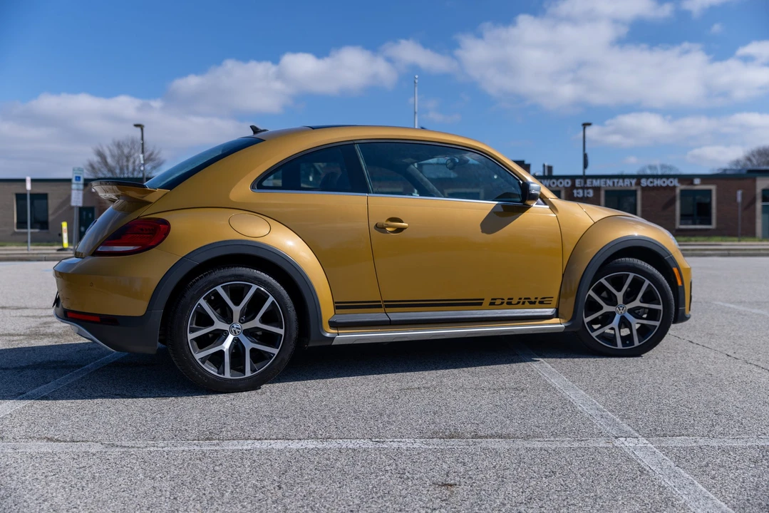 2016 Volkswagen A5 Beetle - Image 12 of 21