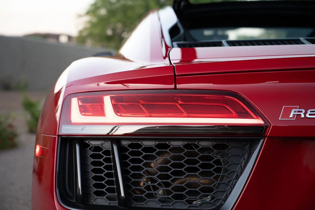 2017 Audi 4S R8 - Image 26 of 31
