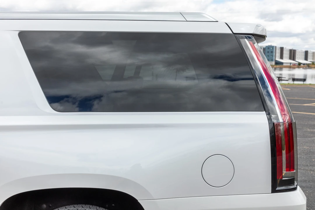 2017 Cadillac Escalade 4th Gen - Image 29 of 31