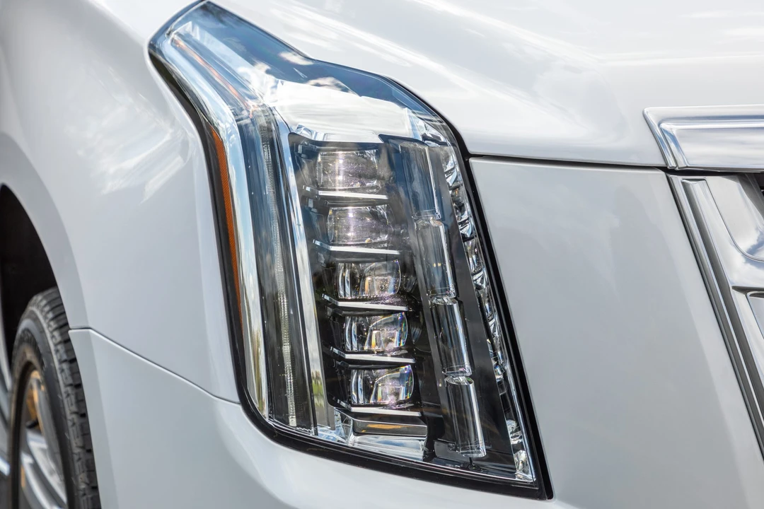 2017 Cadillac Escalade 4th Gen - Image 11 of 31