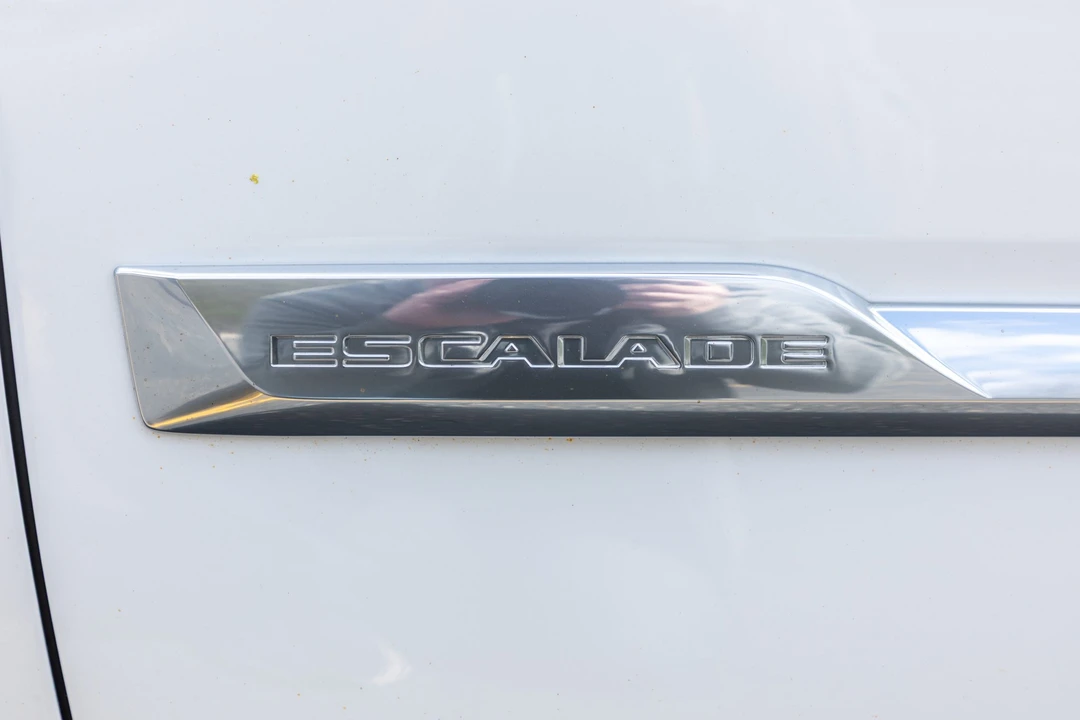 2017 Cadillac Escalade 4th Gen - Image 22 of 31