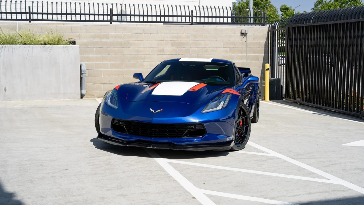 2017 Chevrolet Corvette C7 Grand Sport - Image 2 of 31