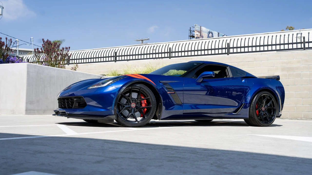2017 Chevrolet Corvette C7 Grand Sport - Image 11 of 31
