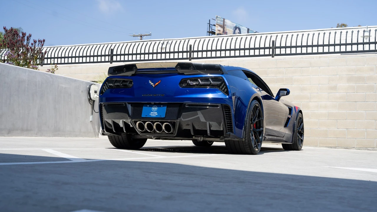 2017 Chevrolet Corvette C7 Grand Sport - Image 30 of 31