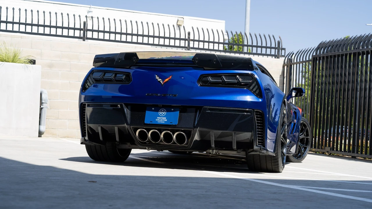 2017 Chevrolet Corvette C7 Grand Sport - Image 29 of 31