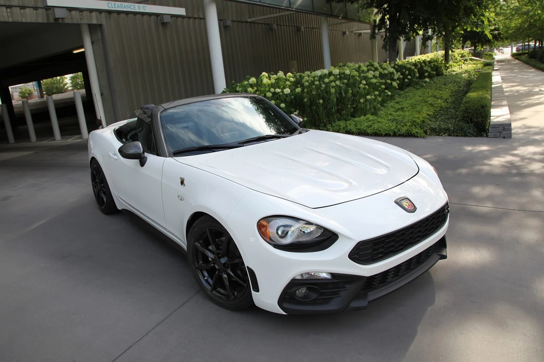 2017 Fiat 124 Spider - Image 21 of 31