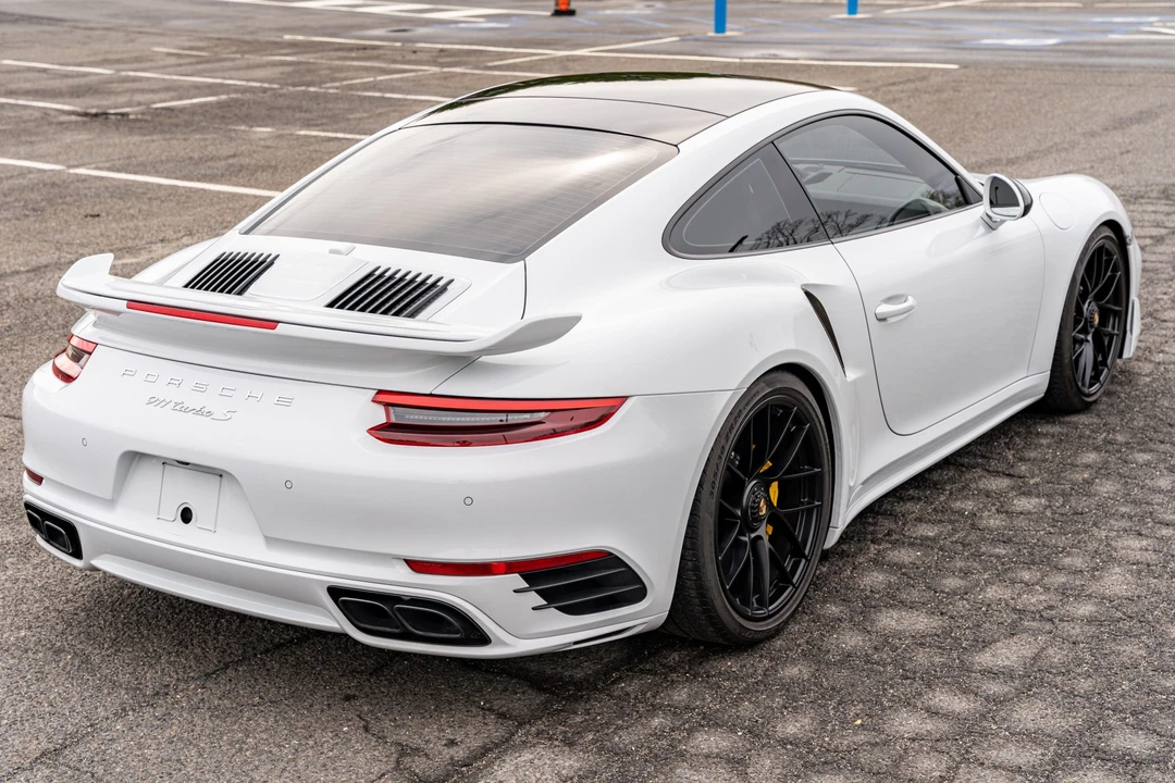 2017 Porsche 991 Turbo - Image 7 of 31