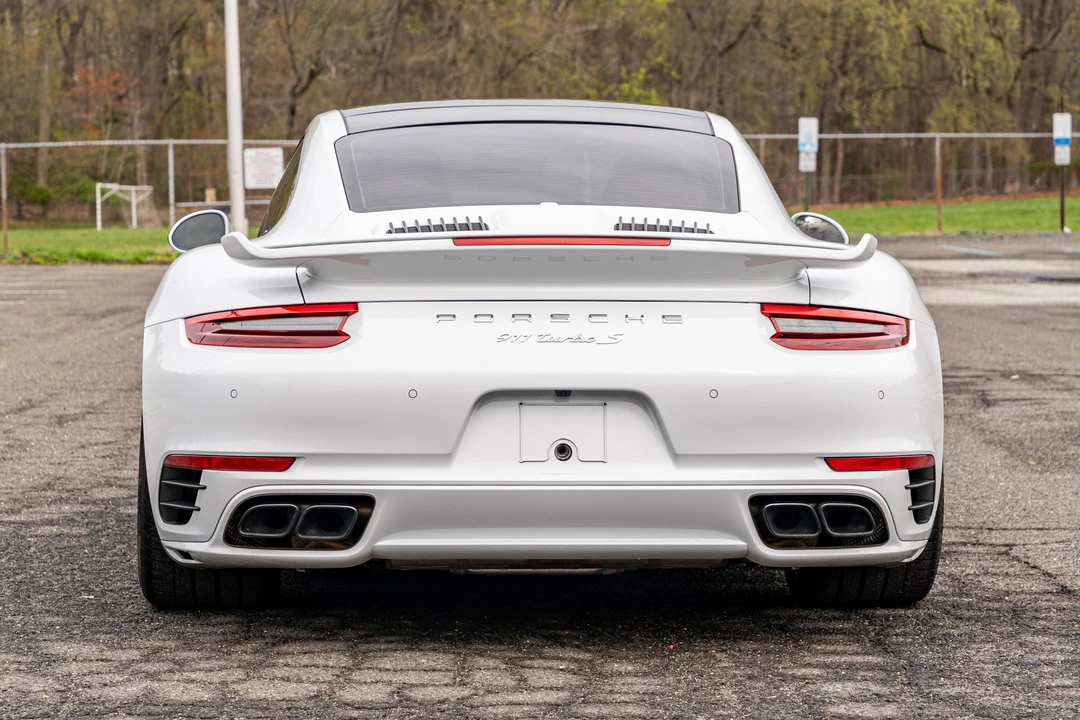2017 Porsche 991 Turbo - Image 8 of 31