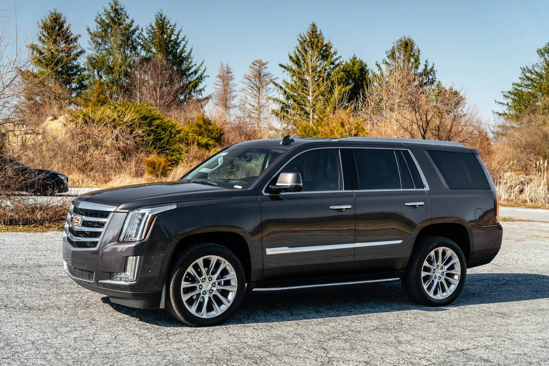 2018 Cadillac Escalade 4th Gen - Image 8 of 31