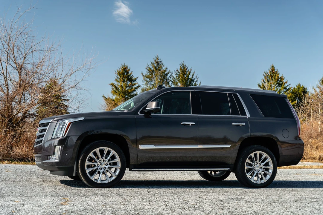 2018 Cadillac Escalade 4th Gen - Image 11 of 31