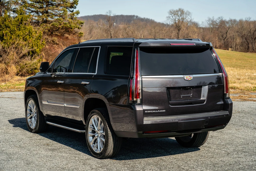 2018 Cadillac Escalade 4th Gen - Image 22 of 31