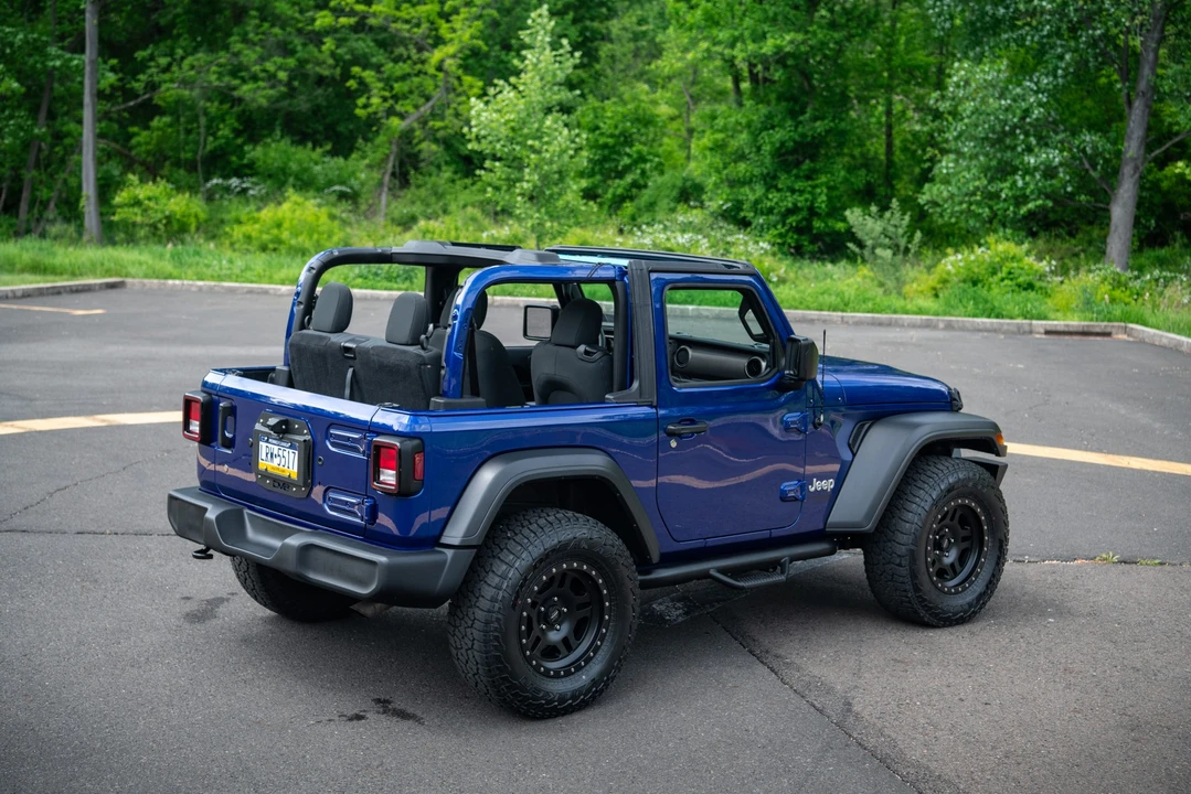 2018 Jeep JL Wrangler - Image 6 of 31