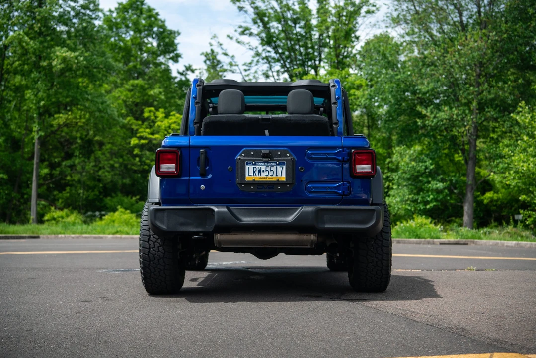 2018 Jeep JL Wrangler - Image 14 of 31